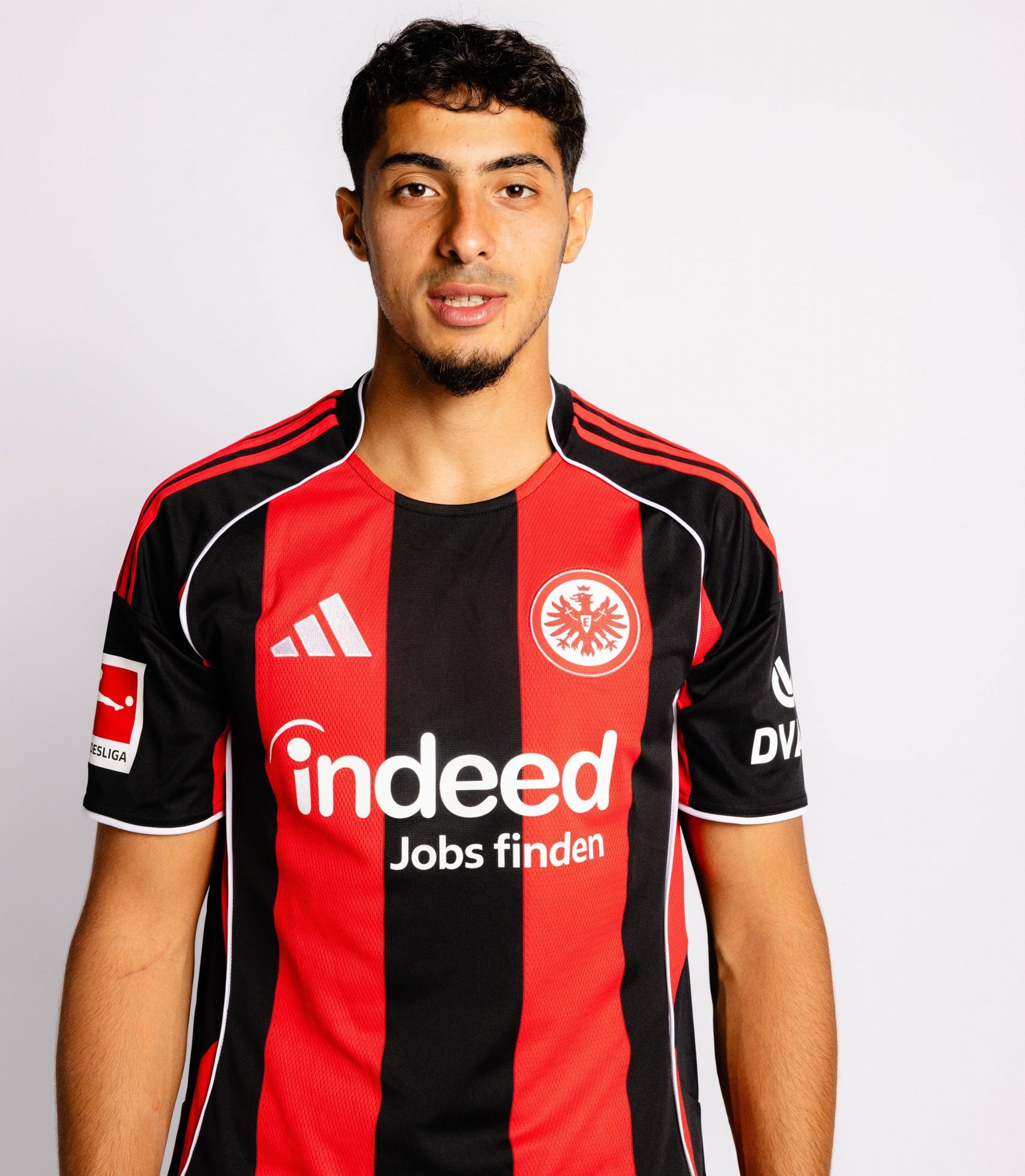 Fares Chaibi - Eintracht Frankfurt, Porträttermin 2025 2026, GER Eintracht Frankfurt, Porträttermin 2025 2026, GER ***
