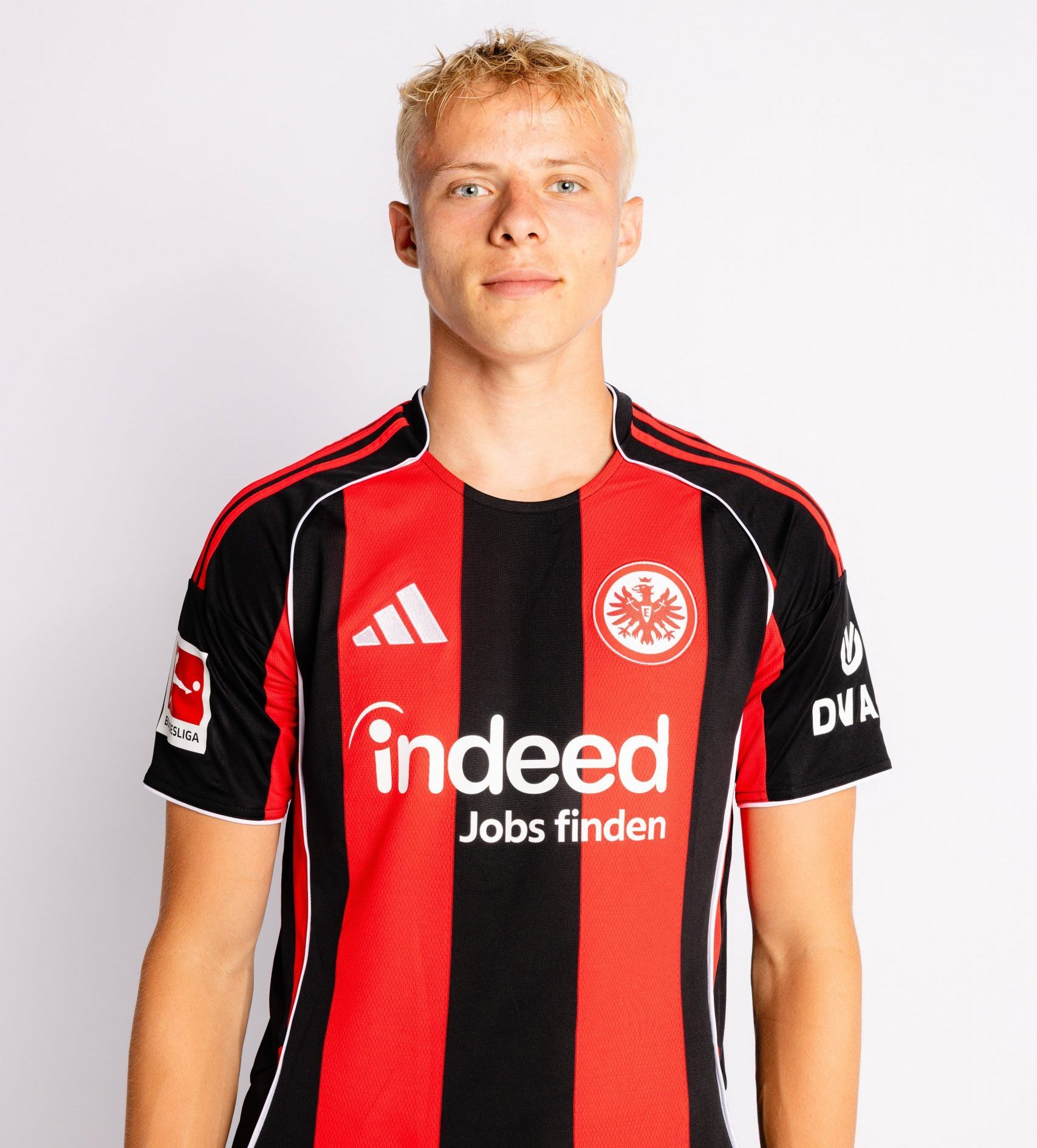 Oscar Hojlund - Eintracht Frankfurt, Porträttermin 2025 2026, GER Eintracht Frankfurt, Porträttermin 2025 2026, GER ***