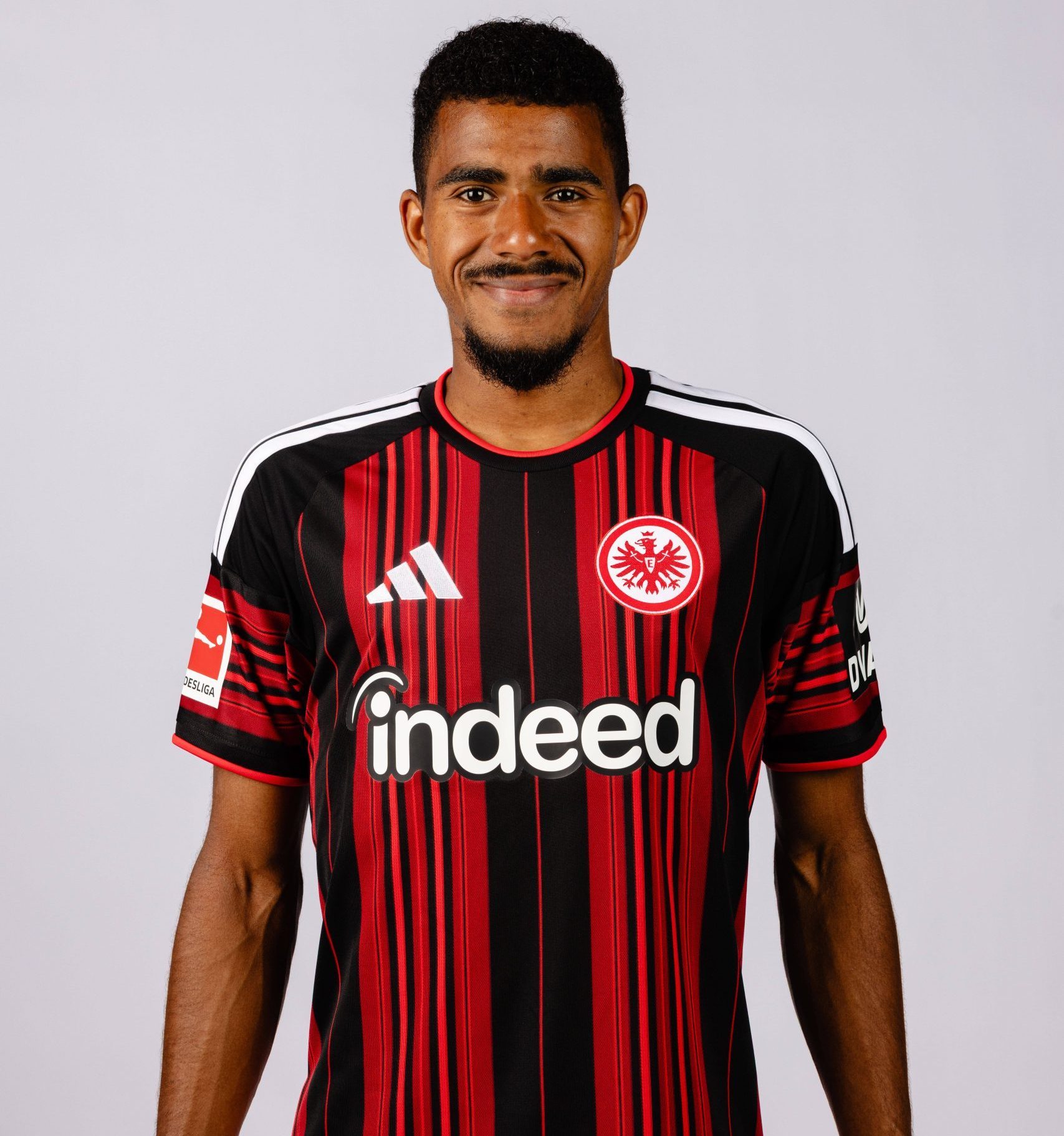 Ansgar Knauff Eintracht Frankfurt - Eintracht Frankfurt Porträttermin 2026 2027 Eintracht Frankfurt Porträttermin 2026 2027 SGE *** Ansgar Knauff Eintracht Frankfurt Eintracht Frankfurt Photo Shoot 2026 2027 Eintracht Frankfurt Photo Shoot 2026 2027 SGE
