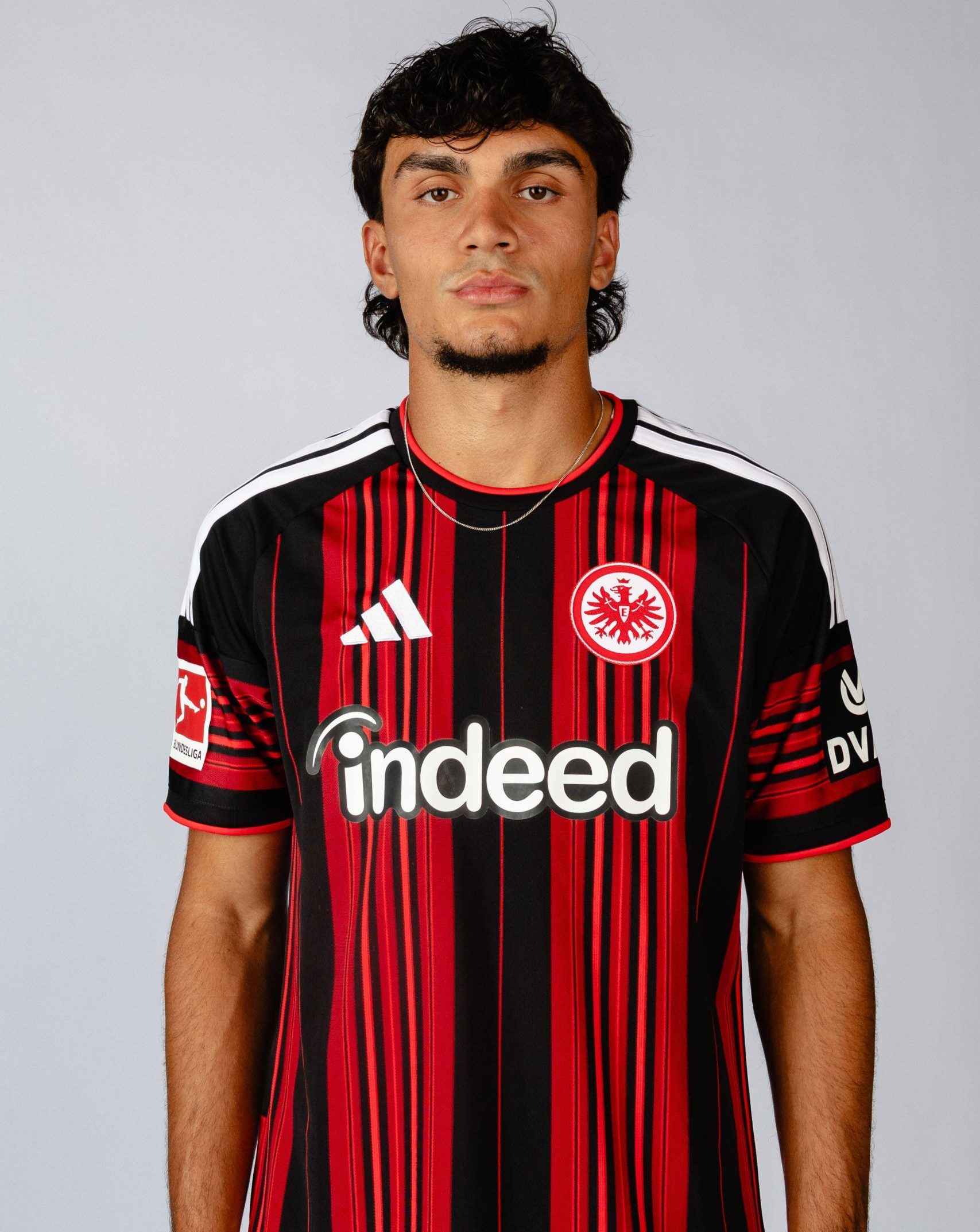 Can Uzun Eintracht Frankfurt - Eintracht Frankfurt Porträttermin 2026 2027 Eintracht Frankfurt Porträttermin 2026 2027 SGE *** Can Uzun Eintracht Frankfurt Eintracht Frankfurt Photo Shoot 2026 2027 Eintracht Frankfurt Photo Shoot 2026 2027 SGE