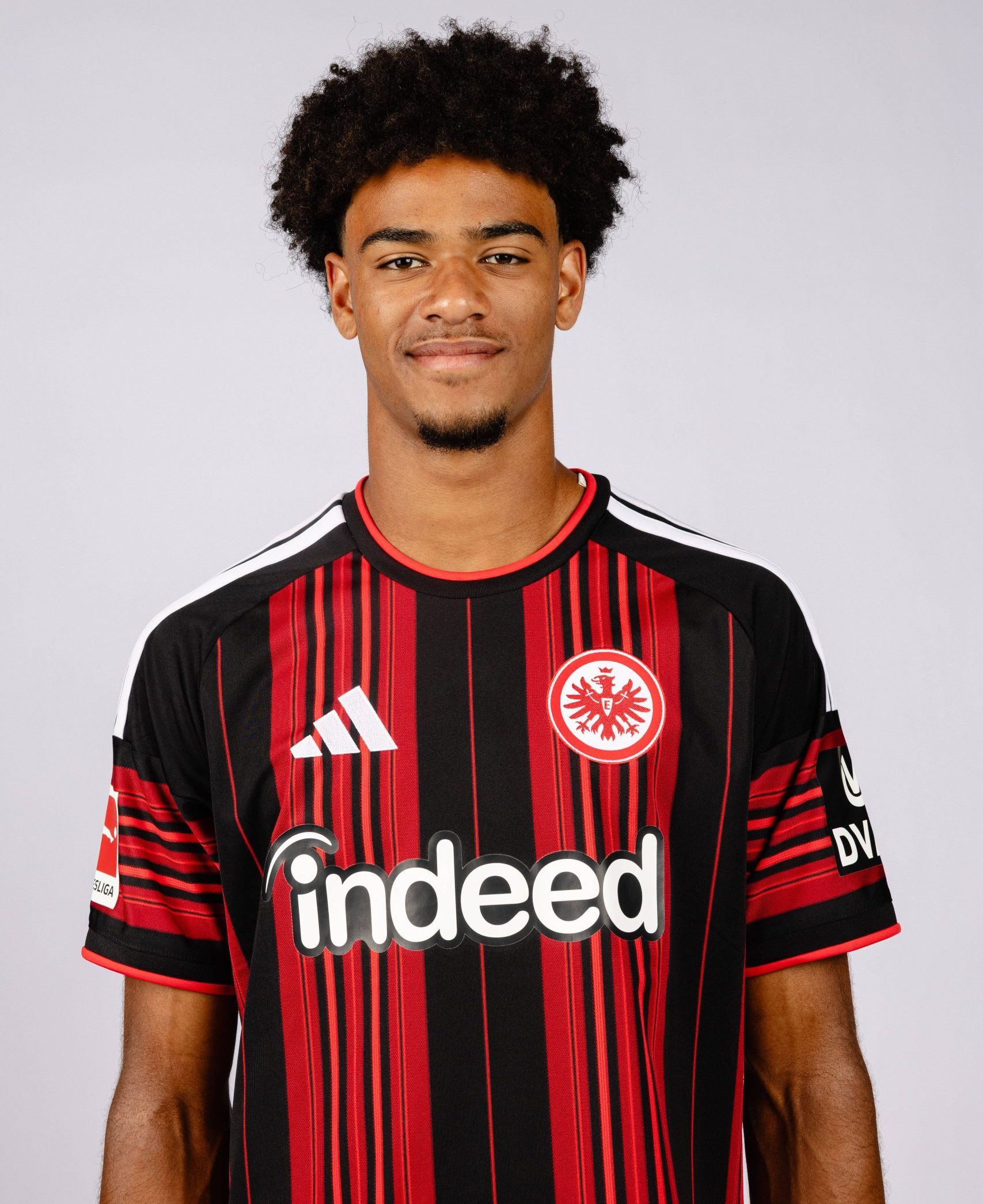 Malik Pimpong Eintracht Frankfurt - Eintracht Frankfurt Porträttermin 2026 2027 Eintracht Frankfurt Porträttermin 2026 2027 SGE *** Malik Pimpong Eintracht Frankfurt Eintracht Frankfurt Photo Shoot 2026 2027 Eintracht Frankfurt Photo Shoot 2026 2027 SGE